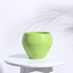 Apple Ceramic Pot (6.6 Inch Diameter)
