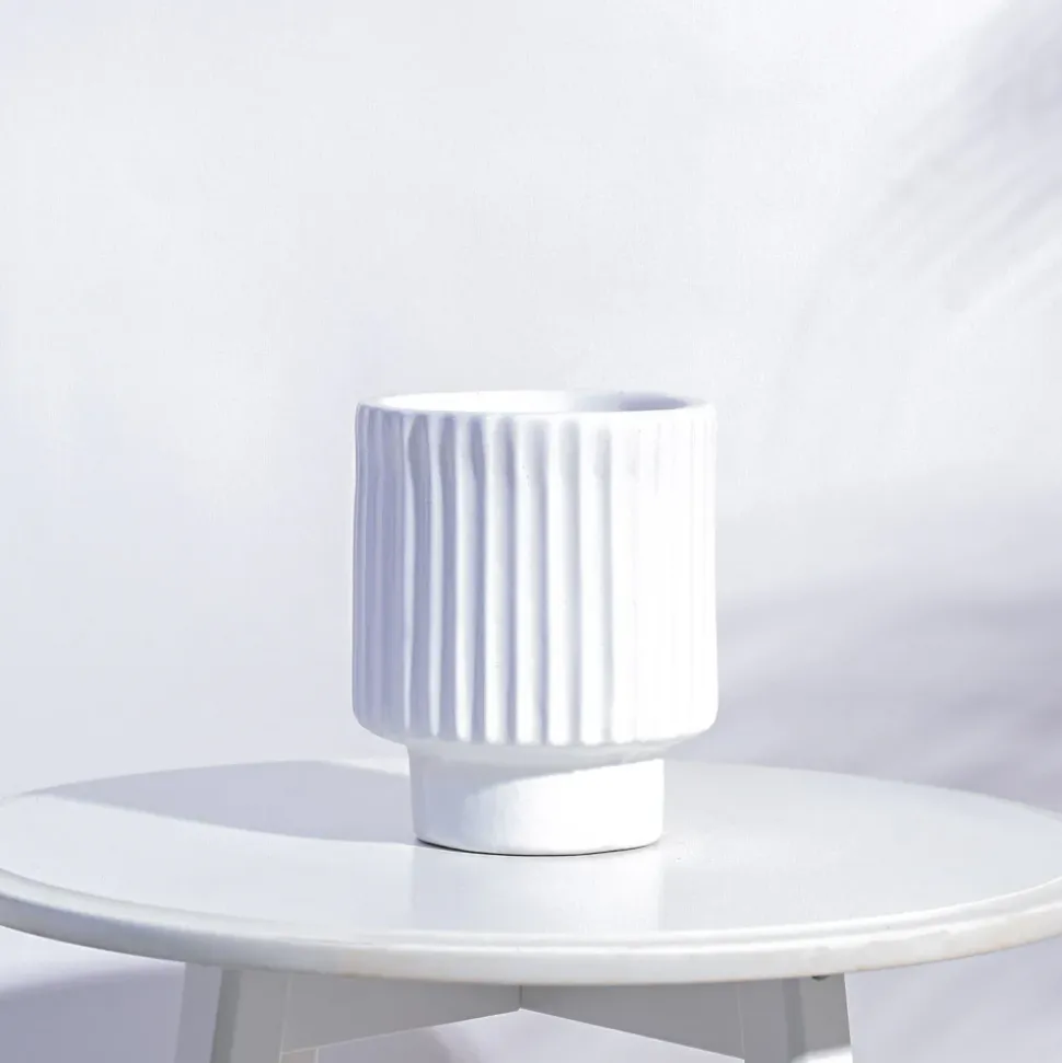 Dark Affinity Ceramic Pot