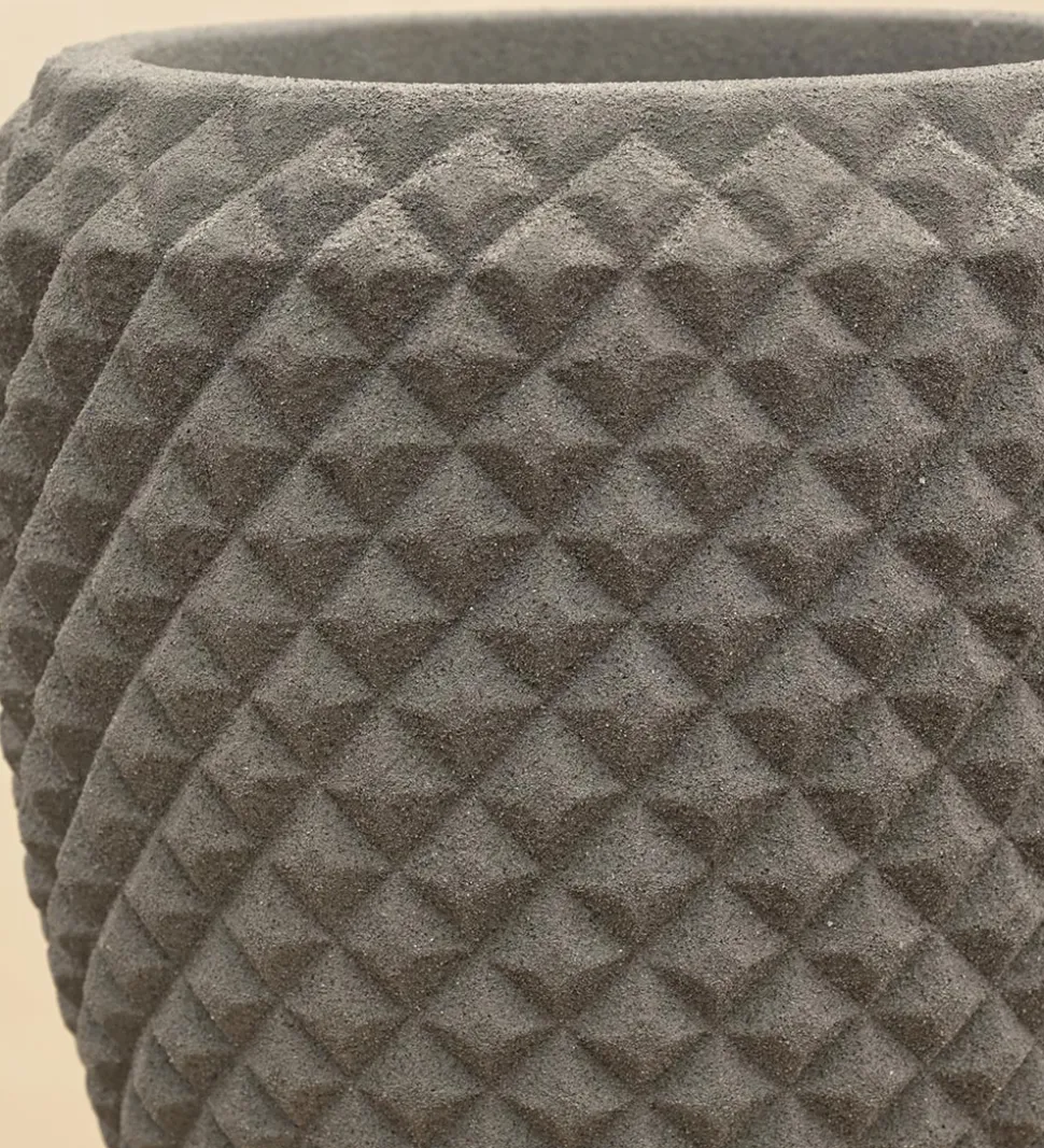 Diamond Low Planter