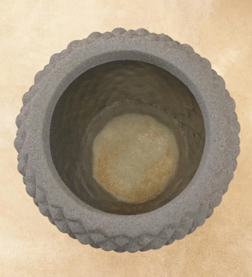 Diamond Low Planter