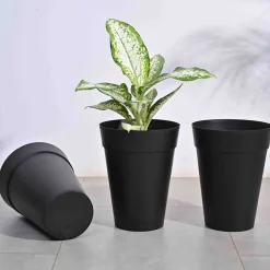 Rome Plastic Planter